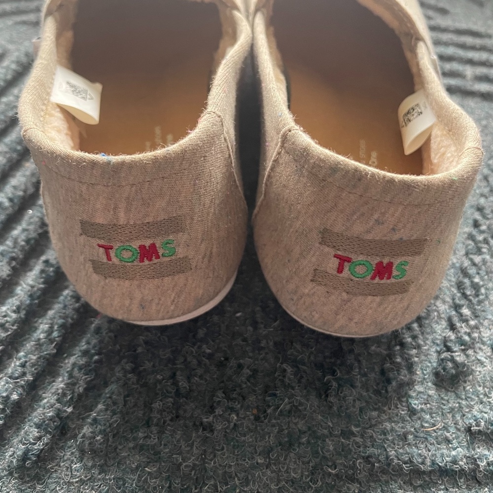 TOMS Embroidered Reindeer Seasonal Classic Alpargata - 6.5 - Picture 9 of 11